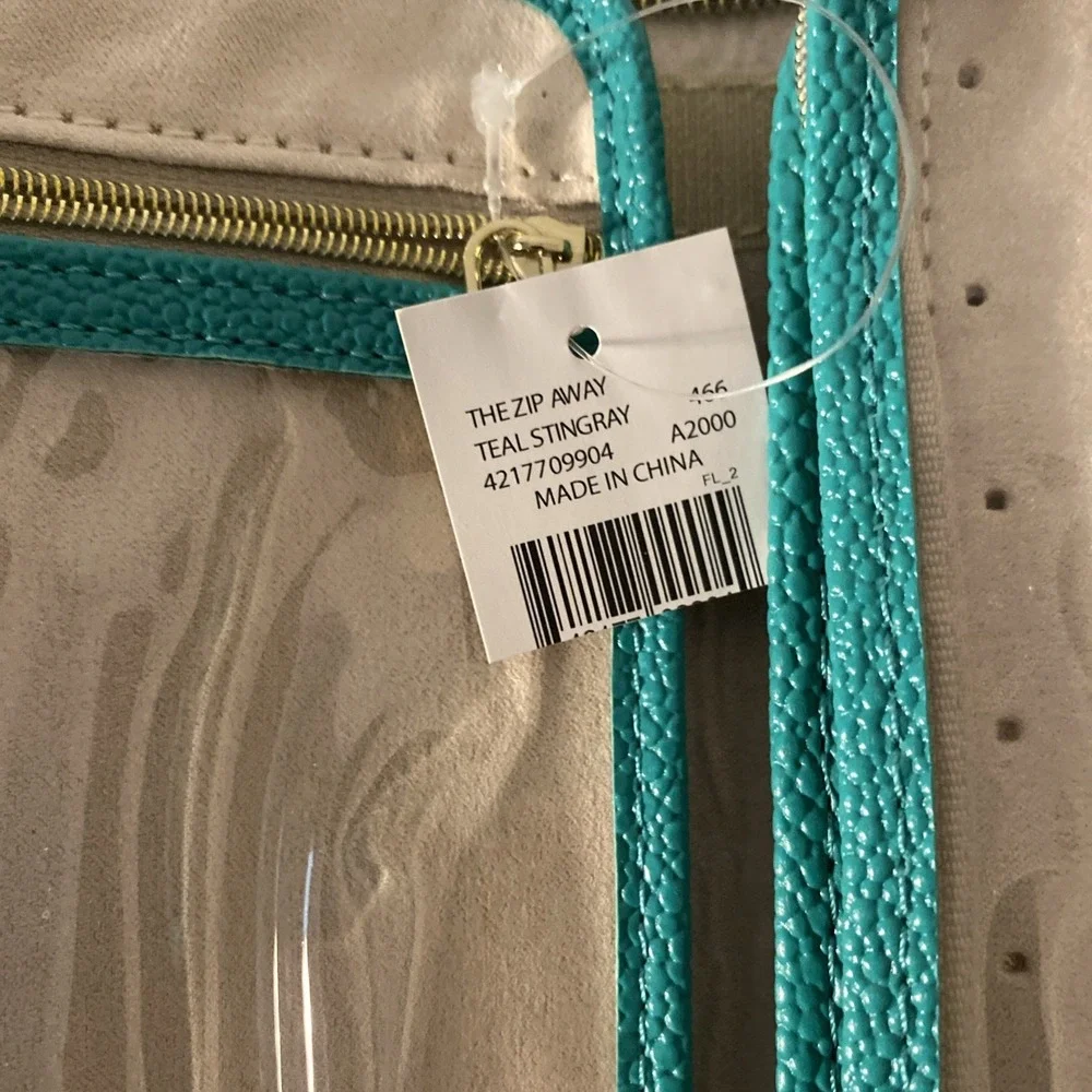 Kendra Scott Zip Away Travel Green Jewelry Case Organizer